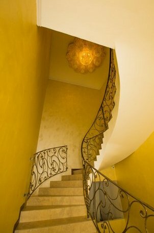 Royal Hotel Aktobe - Photo2