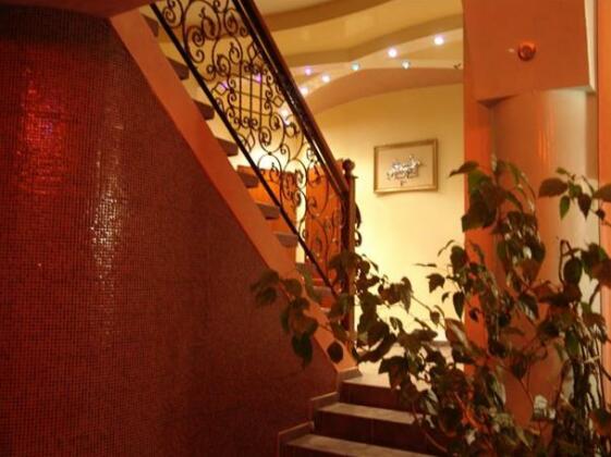 4 Seasons Hotel - Photo3