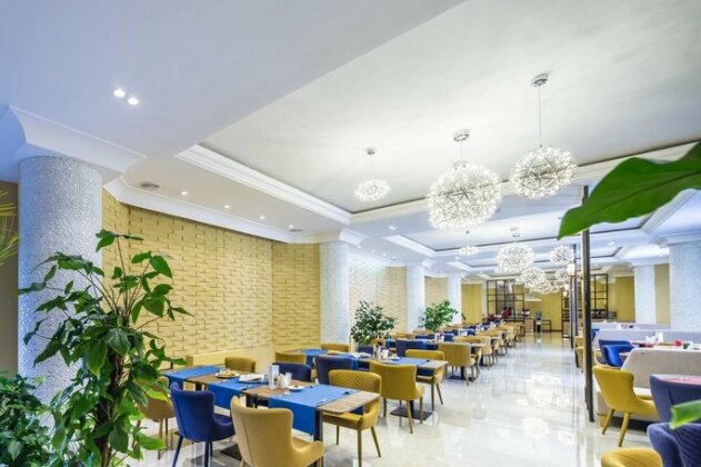 Almaty Hotel - Photo4