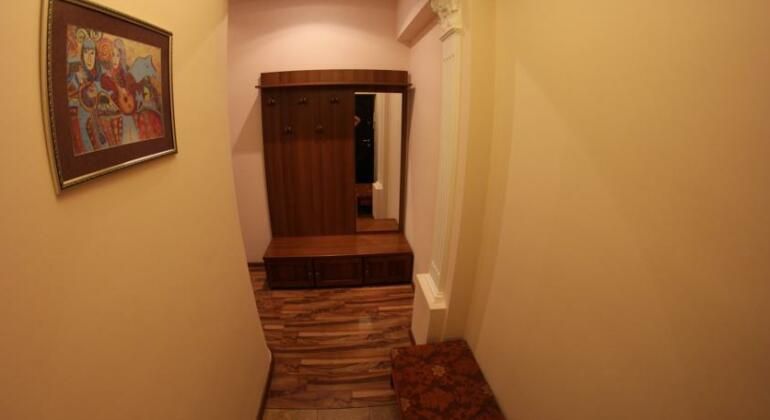 AtHome at Baribayeva 23 - Photo2