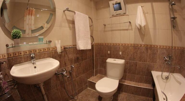 AtHome at Baribayeva 23 - Photo5