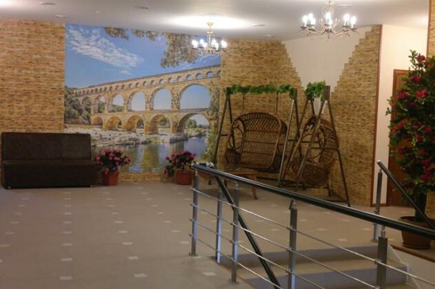 Avrora Inn - Photo2