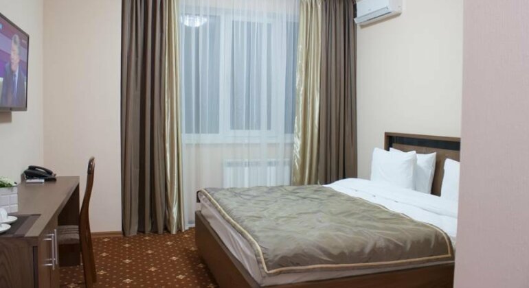 Business Hotel Almaty - Photo2