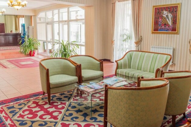 City Hotel Tien Shan - Photo3