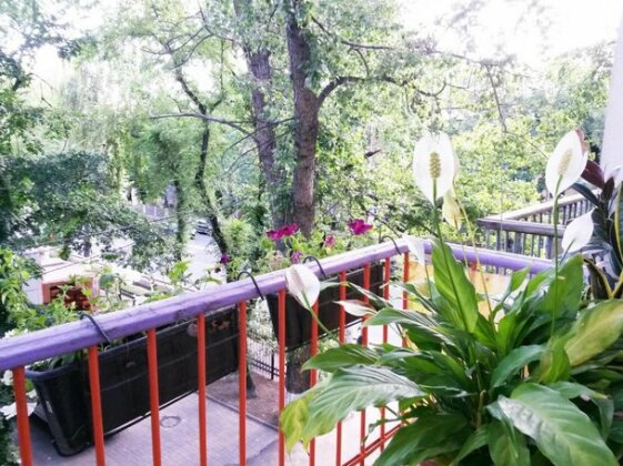 Downtown apartment Almaty - Photo4