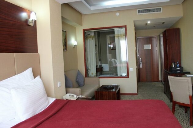 Grand Aiser Hotel - Photo5