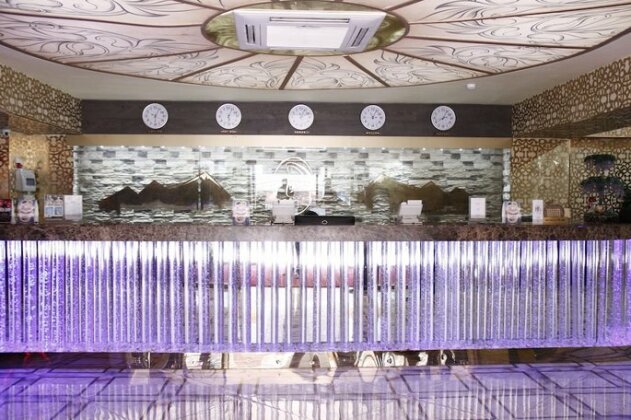 Grand Opera Hotel - Photo2