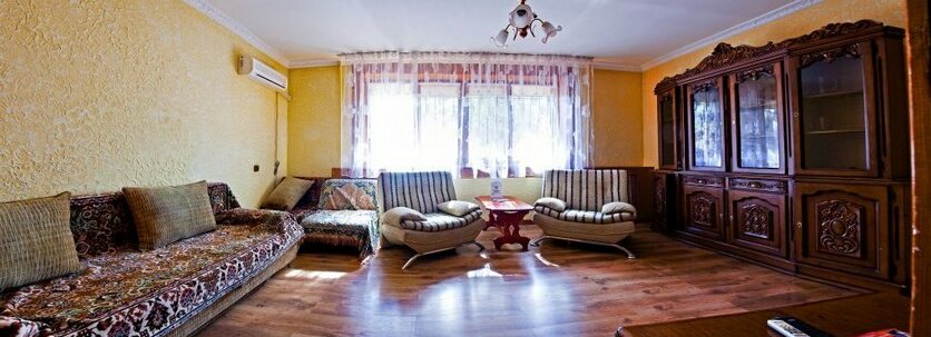Lessor 202 Apartments - Photo3
