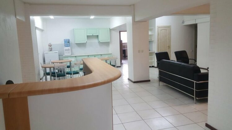 Marika's - Photo2