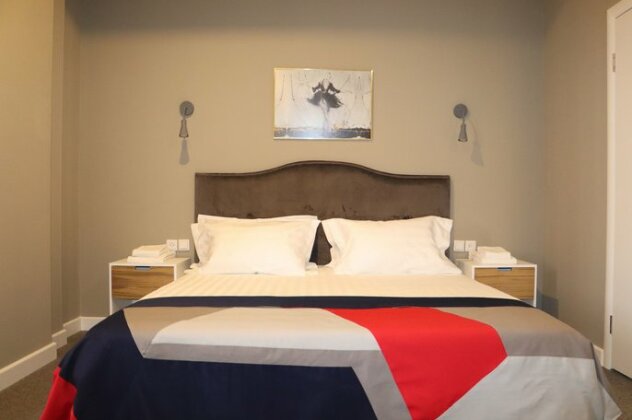 Mika Hotel - Photo4