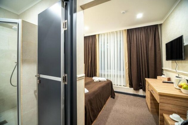 Mildom City Hotel - Photo2