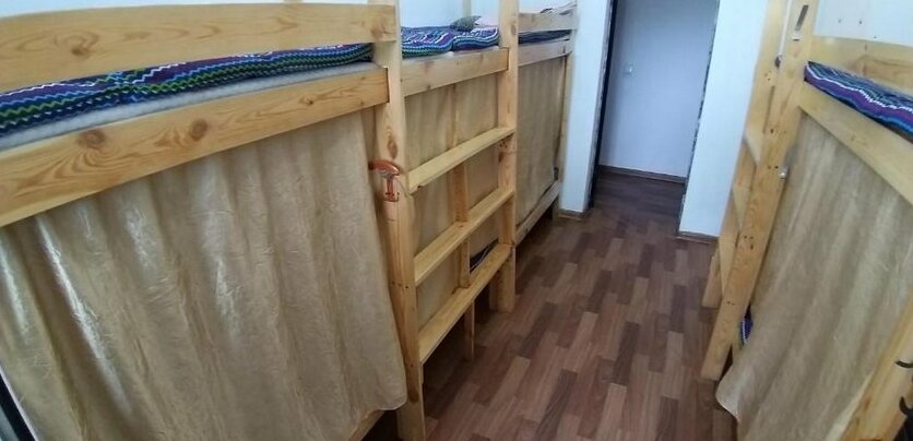 Old Square Hostel Almaty - Photo4