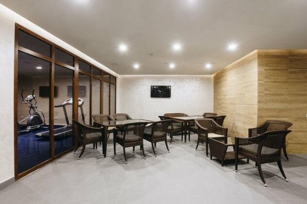 Renion Park Hotel - Photo4