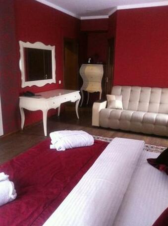 Resident Hotel Delux - Photo2