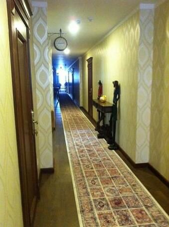 Resident Hotel Delux - Photo4