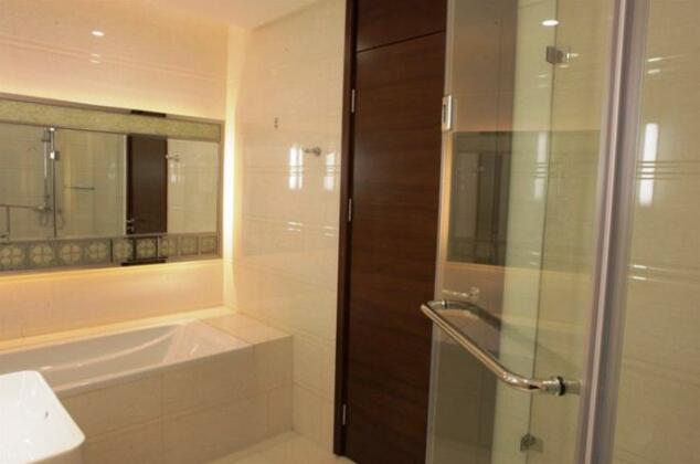 Soluxe Hotel Almaty - Photo2