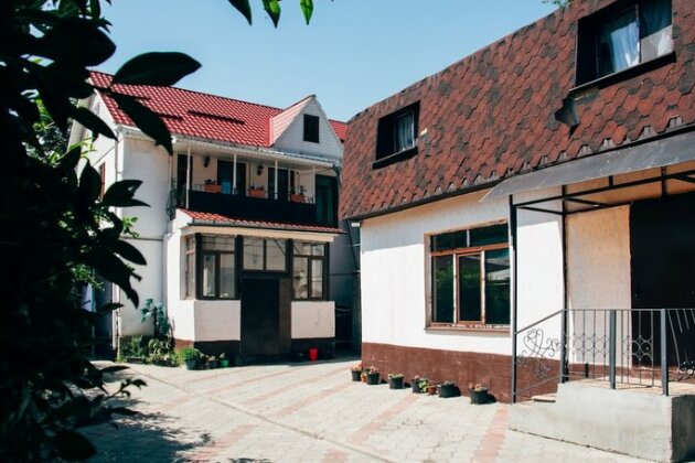 World Travelers Hostel - Photo2