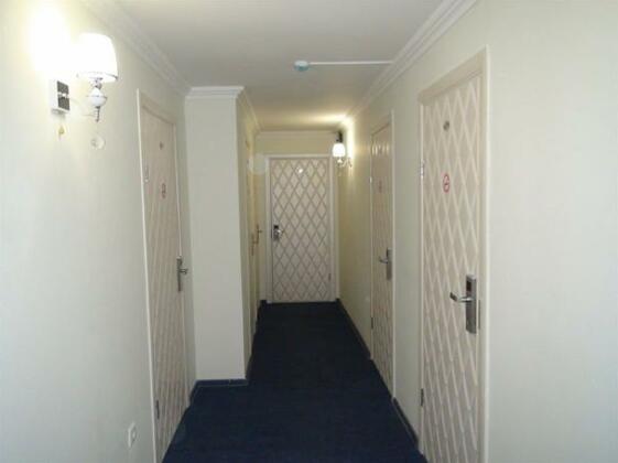 Bayterek Hotel - Photo2
