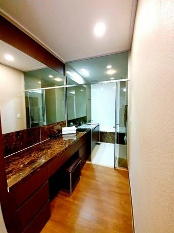 Elite Highvill Apartments 2 room - Photo4