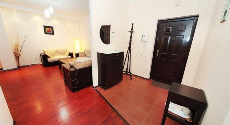 Triumph Apartments - Photo4