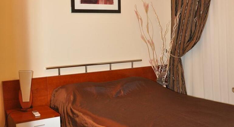 Ardager Residence - Photo3