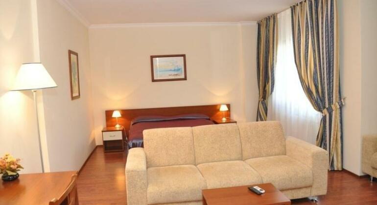 Europa Residence - Photo4