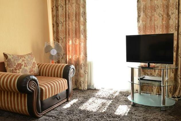 Richhouse on Gogolya53 - Photo3