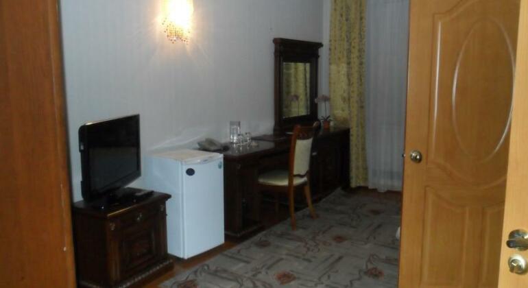 Rakhat Hotel - Photo2