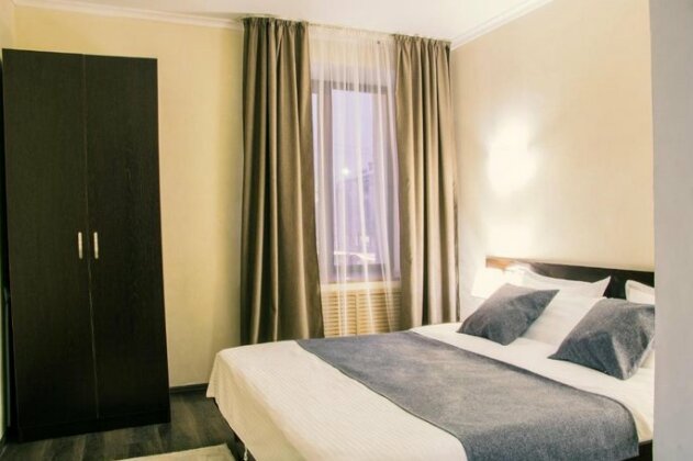 AlPlaza - Photo2