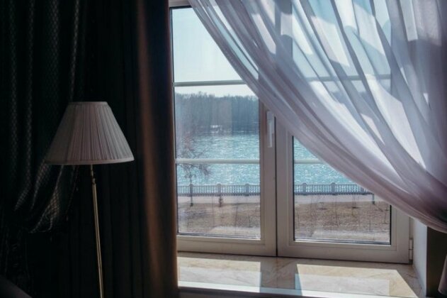 Royal B - Photo3