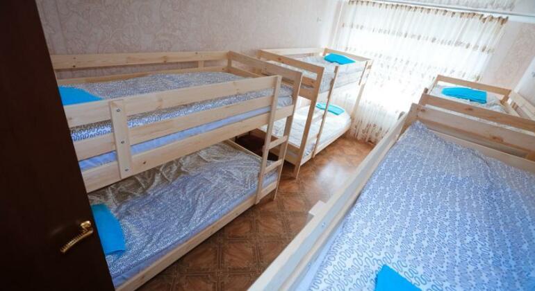 Light House Pavlodar Hostel - Photo4