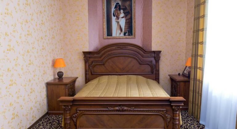 Respect Hotel Pavlodar - Photo4