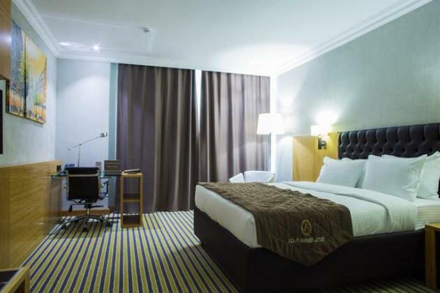 Aidana Plaza Hotel - Photo4