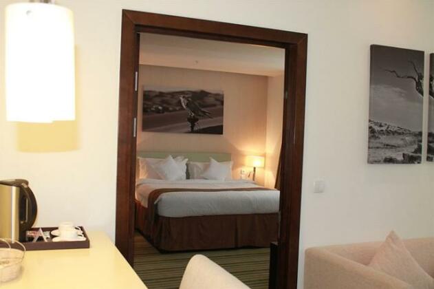 Canvas Hotel Shymkent - Photo4