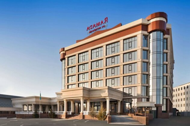 Ramada by Wyndham Shymkent - Photo3