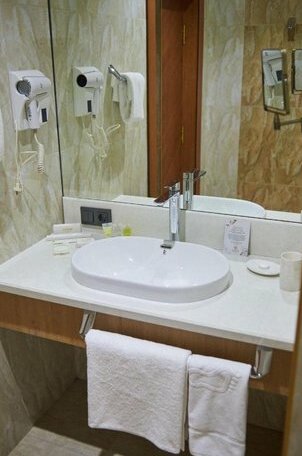 EDEM Hotel Turkestan - Photo4