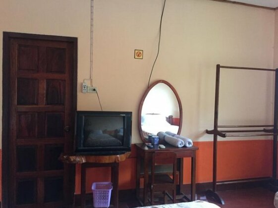 Oudomphone Guesthouse 2 - Photo4