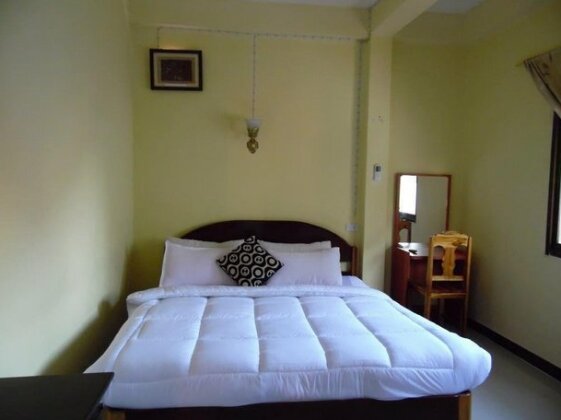 Pheuankeo 1 Guesthouse - Photo5