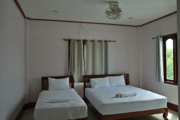 Mama Leurth Sunset Guesthouse - Photo3