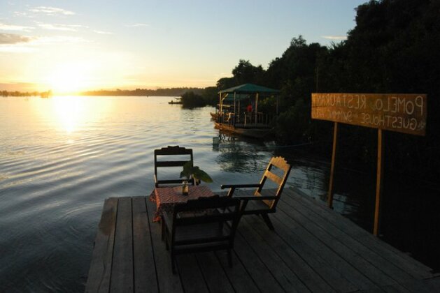 Pomelo Restaurant and Guesthouse - Photo4