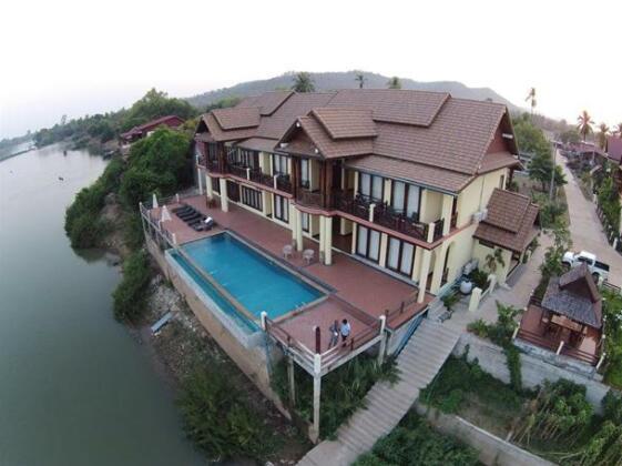 Pon Arena Hotel