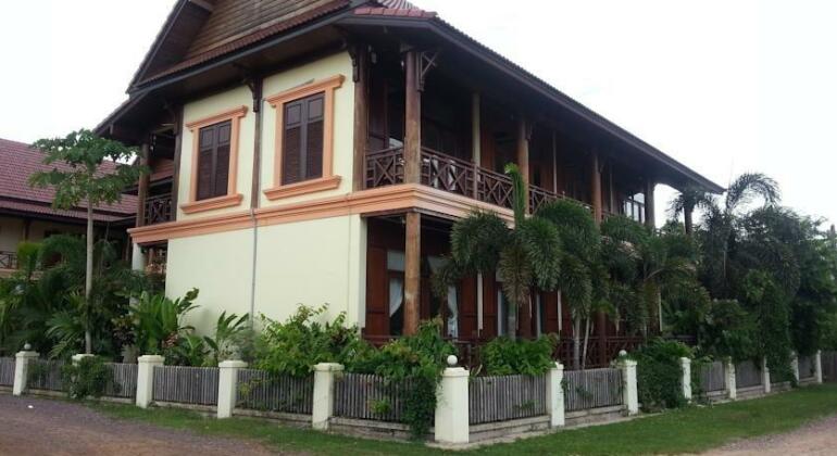 Pon Arena Hotel - Photo2