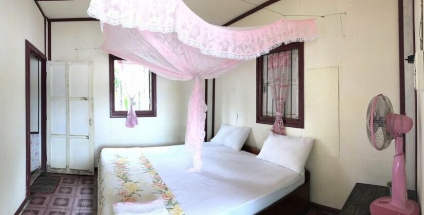 Somphamit Guesthouse - Photo5