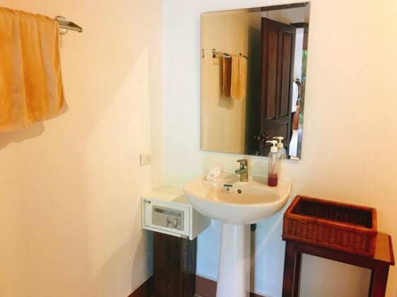Frangipani Guesthouse and Spa - Photo2