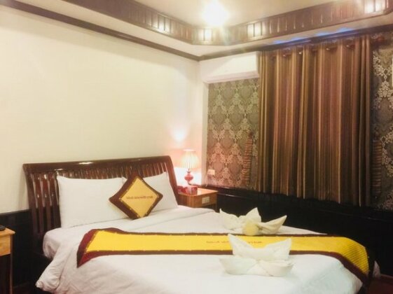 Merry Riverside Hotel - Photo5