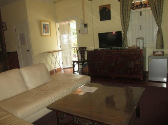 Spacious Private Suite - Photo3