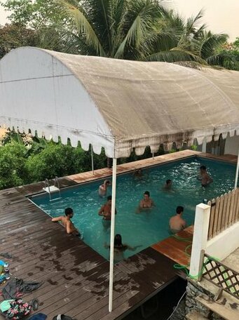 Sunrise Riverside Pool Hostel - Photo5