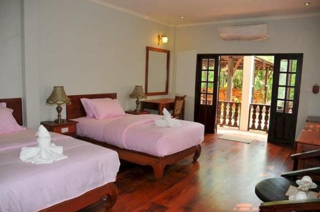 Villa Senesouk Riverside Hotel - Photo4
