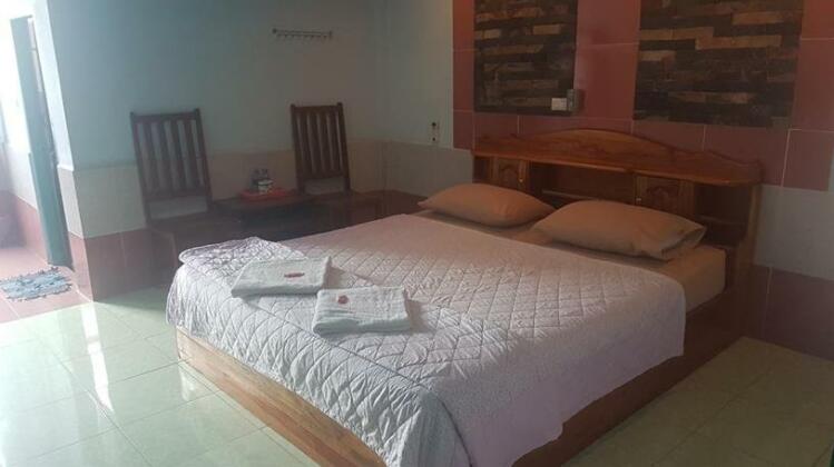 Mely 2 Hotel