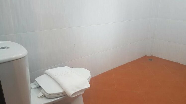 Oulayvanh Guesthouse - Photo4